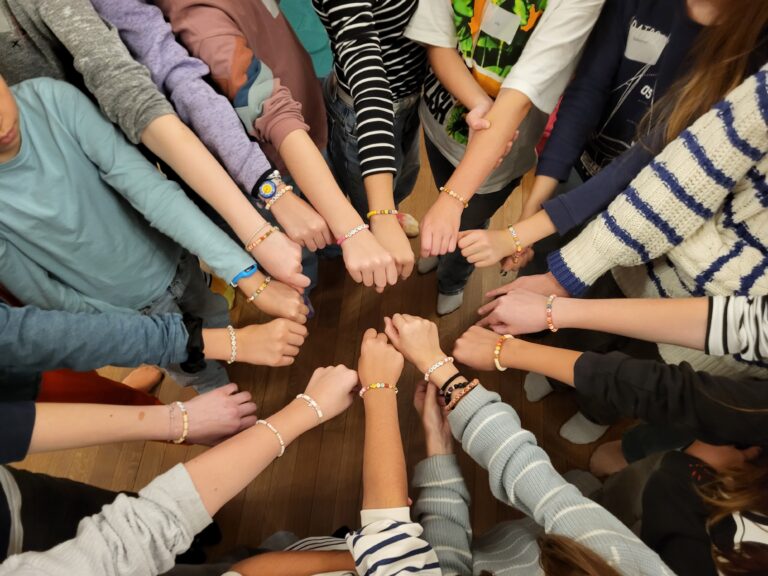 Gemeinsam stark: Die erste Mädchenkonferenz von KALEIO